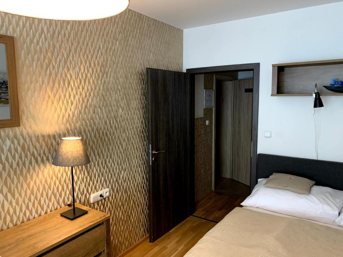 Apartment Rezidence - Javor & Wellness Zelezna Ruda Bagian luar foto
